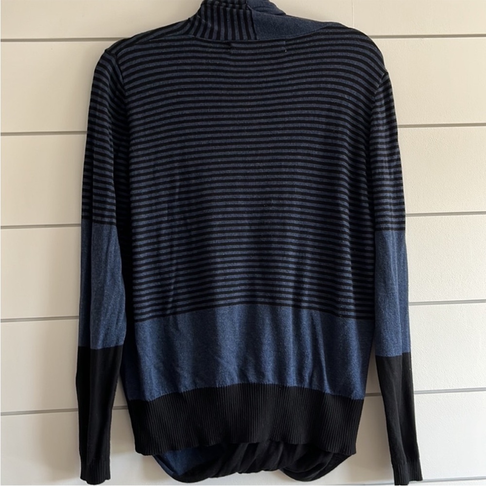 Max Studio Sweater - Picture 2 of 6